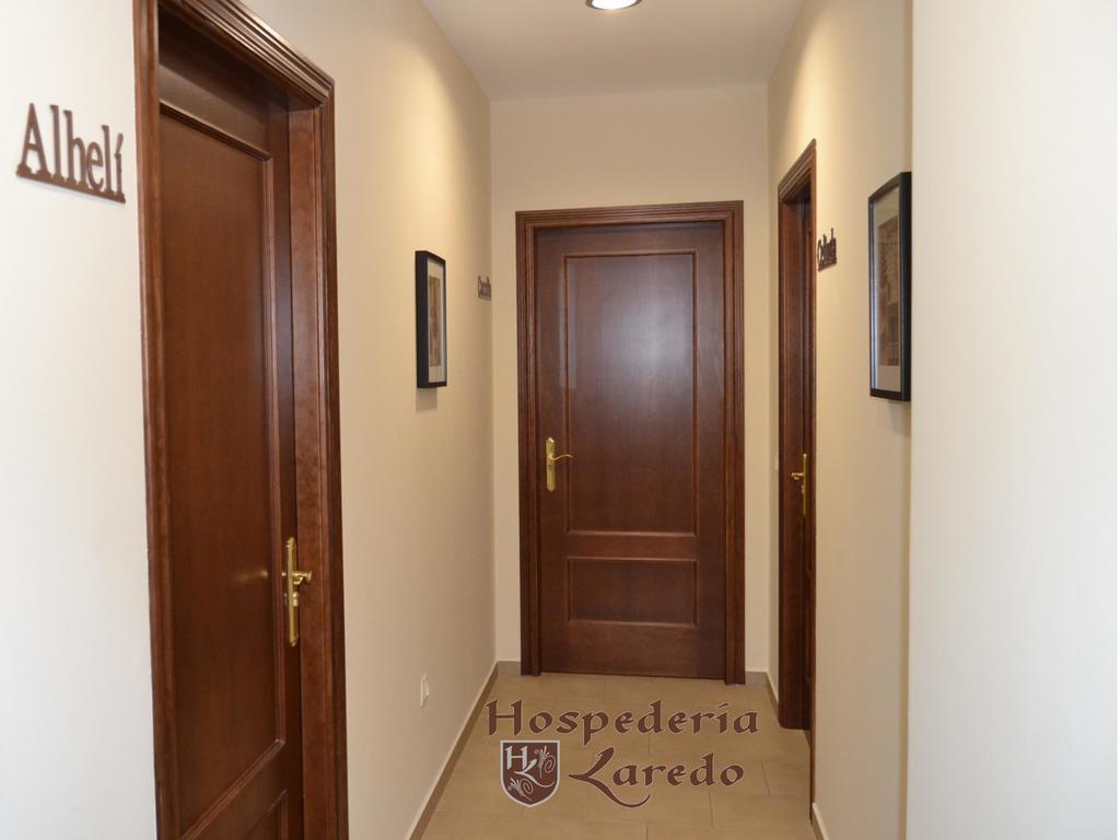 Hospederia Laredo Hotel La Carlota Exterior photo