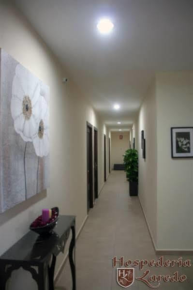 Hospederia Laredo Hotel La Carlota Exterior photo